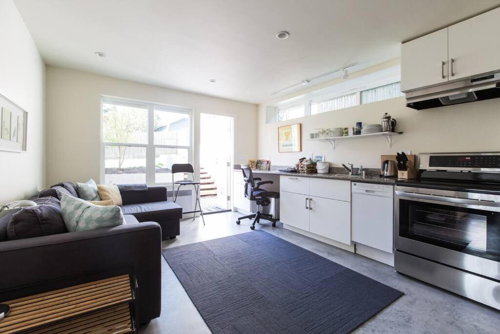 Leed Platinum Green Home Getaway Сиатъл Екстериор снимка