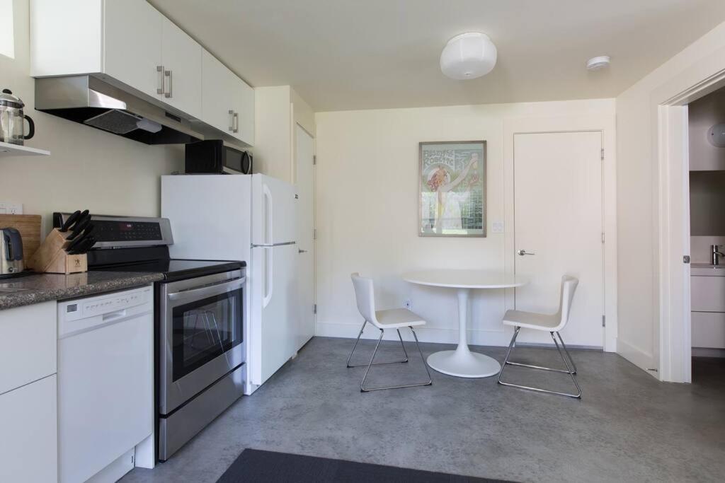 Leed Platinum Green Home Getaway Сиатъл Екстериор снимка